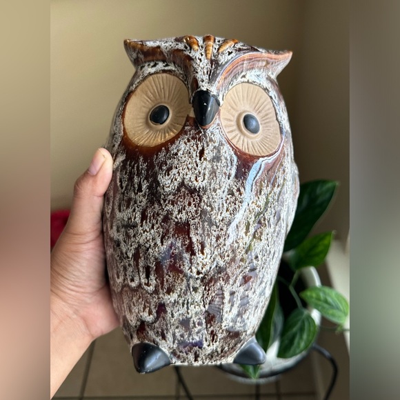 ELEGANT EXPRESSIONS |Ceramic owl vase - Picture 6 of 8